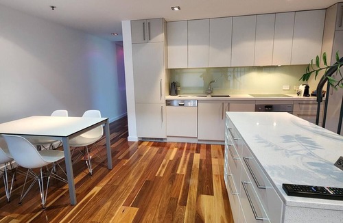 Semaphore Apartment | Semaphore 2 bedroom Superior Apartment with Sea Views