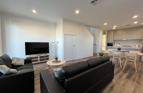 Semaphore House | Semaphore Beach Front Home With Sea Views