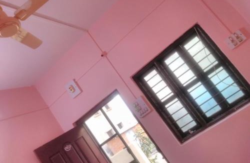 Hukeri House | Serene Fields Homestay
