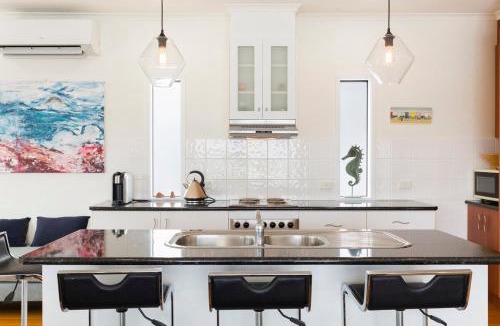 Cape Woolamai House | Serene Modern Beach Escape 3 Bed 2 Bath
