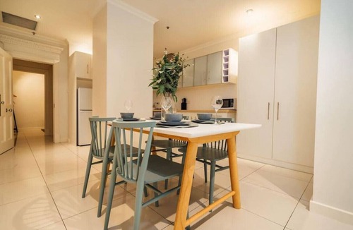 Adelaide Central Business District Apartment | Serene on Grenfell - A Vibrant City Stay