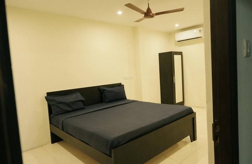 Semmencherry Hotel | Serene Stays