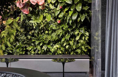 Southbank Hotel | Shadow Play by Peppers