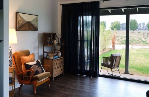Bombira Villa | Shawwood Cellar Door Luxury Mudgee Farm Accommodation, Sweeping Views, Spectacular Sunsets