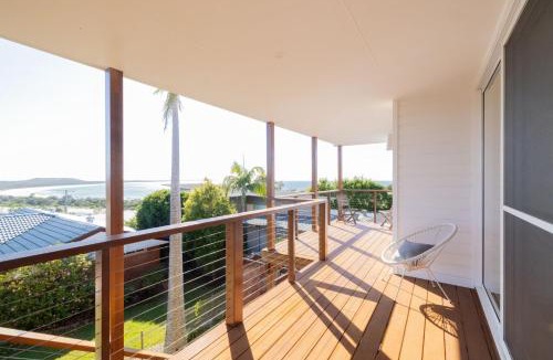 Crescent Head House | Shelby Shores - upstairs only