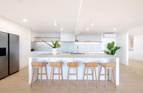 Crescent Head House | Shelby Shores - upstairs only