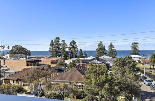 Shellharbour Apartment | Shellharbour Village - 3 bedroom luxury apartment - Stunning ocean views