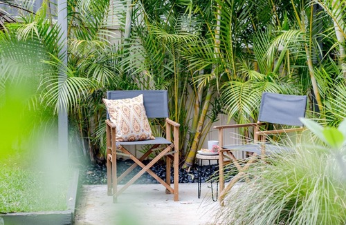 Narrawallee House | Shells Narrawallee - 800m from Narrawallee Beach