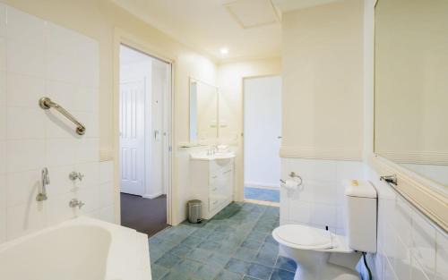 Sapphire Beach Apartment | Shelly's Misty Waves