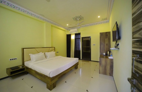 Nathdwara Hotel | Shiv Ashray Resort