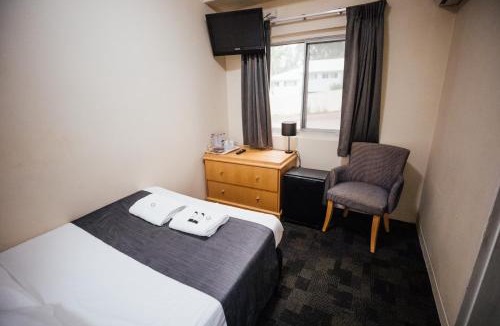 Shortland Hotel | Shortland Budget Accommodation