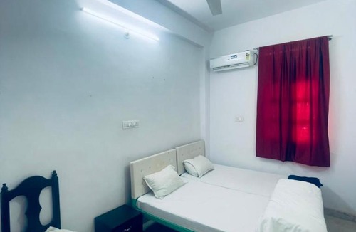 Udaipur District House | Shree ji paying guest house