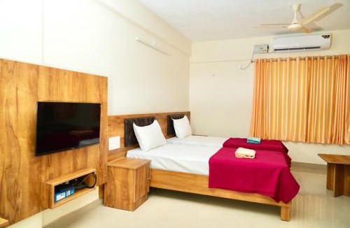 Udupi Hotel | Shree Swarna Comforts