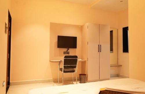 Pandharpur Hotel | Shri Prasad Executive