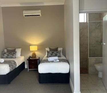 Broken Hill Hotel | Silver Haven Motor Inn