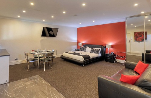 Broken Hill Hotel | Silver Haven Motor Inn