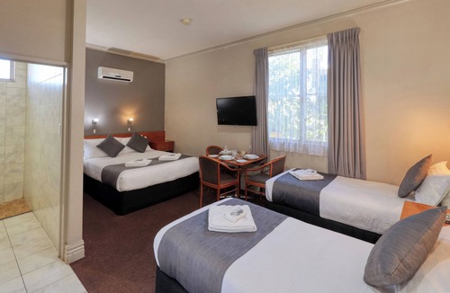 Broken Hill Hotel | Silver Haven Motor Inn