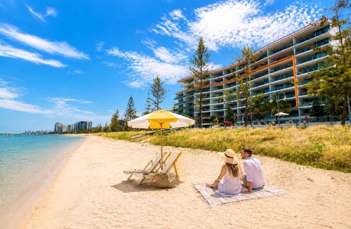 Biggera Waters Apartment | Silvershore Apartments on the Broadwater