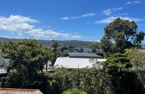 Merimbula Apartment | Simple, clean and tidy beach unit opposite the beach