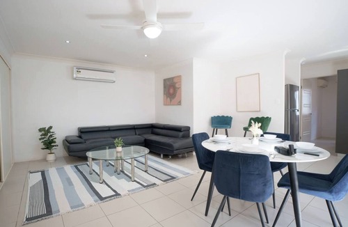 Calamvale House | Simple & Comfortable 2 bedrooms