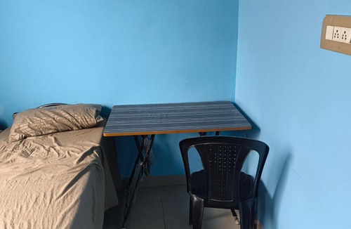 Vyalikaval HBCS Layout Bed & Breakfast | SIRI Krishna Gents PG