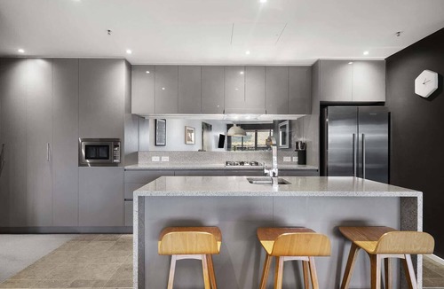 City East Apartment | Sky High Views in the Heart of Canberra