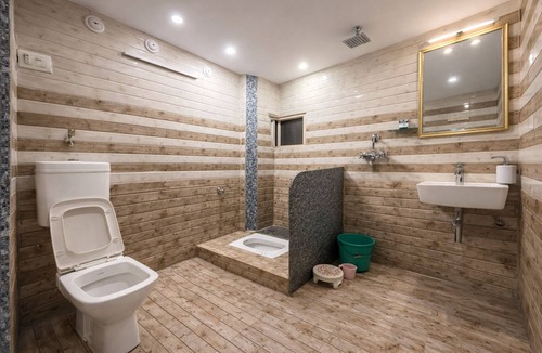 Varanasi Hotel | Sky Rooms 2.0