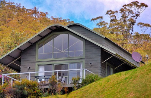 Kangaroo Valley House | SkyView Villa - Sensational Views & Blissful Comfort, Relax or Explore