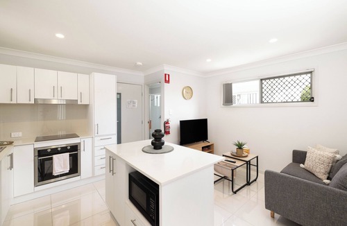 Rocklea Apartment | Smart Suites Self Check-in Apartments - 16 Freney