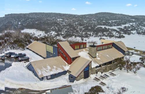 Perisher Valley Hotel | Snowy Gums Smiggins