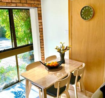 Cooma Apartment | Snowy Mountains Cooma Studio