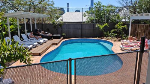 Highgate Hill Hostel | Somewhere To Stay Backpackers