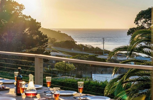 Mount Martha House | South Beach Resort, Bay Views, Pool, Games