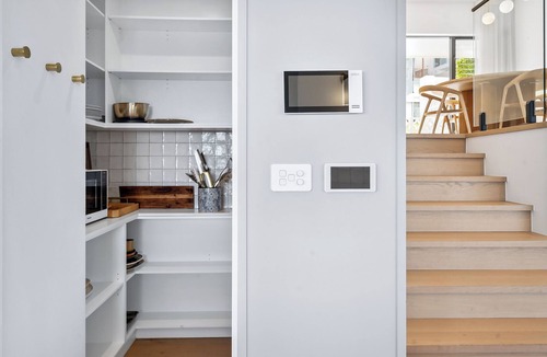 Maroubra House | South Coogee Escape, Heated Pool & Spacious Living