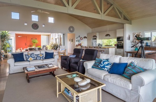 Culburra Beach House | 'South Pacific' Luxury Ocean Front Getaway