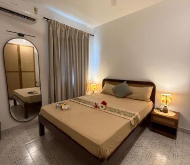 Gauravaddo Apartment | Spacious 1 Bed near Candolim & Calangate-Renovated