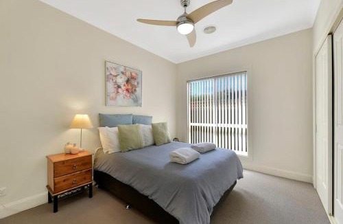 Orange Villa | Spacious 2 Bed, 2 Bath Villa, CBD Location