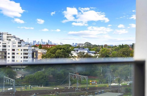 Homebush Apartment | Spacious 2Bedroom Apt in Homebush