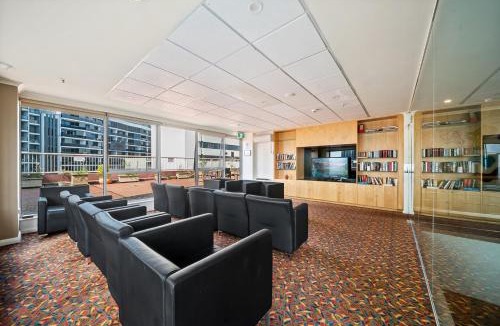 City East Apartment | Spacious 3-Bed Apartment in Canberra CBD