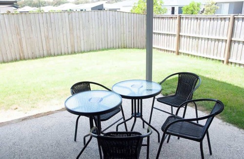 Logan Reserve House | Spacious 4 bedrooms house in Logan Reserve