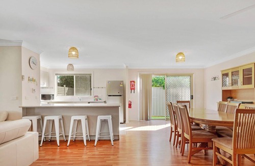 Broulee House | Spacious Broulee Retreat Near Beach