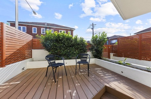 Ashfield Apartment | Spacious One Bed Apt in Ashfield