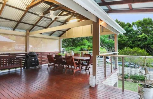 Eagle Heights House | Spacious Retreat w Big Backyard