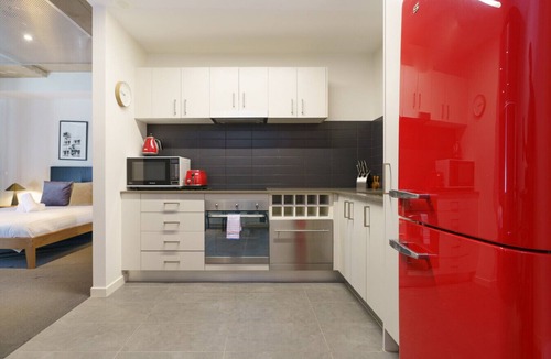 Braddon Apartment | Spacious Studio in a Prime Braddon Location