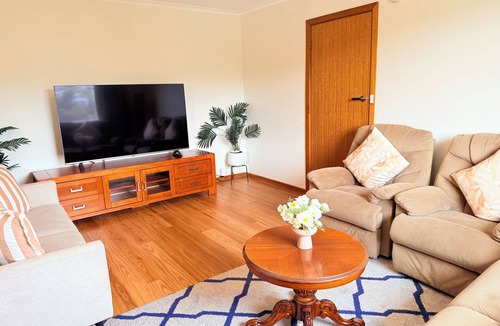 Lenah Valley House | Spacious, Sunny House with View of Mt. Wellington