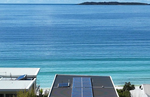 Hyams Beach House | Spiaggia, Hyams Beach - 4pm check out, except Peak Season