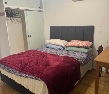 Springvale South House | Springvale Couple Room for Rent