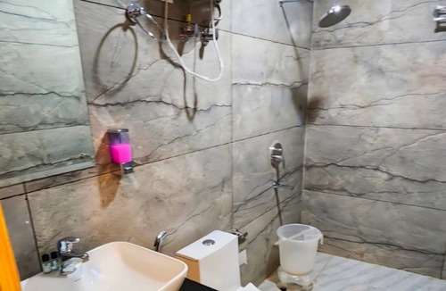 Kullu Hotel | Star Vibes Resort