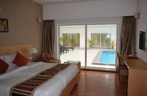 Maradu Hotel | Starlit Suites Kochi