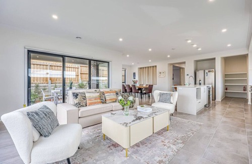 Mount Duneed House | StayAU Park-side Retreat 10min Geelong Quiet Area